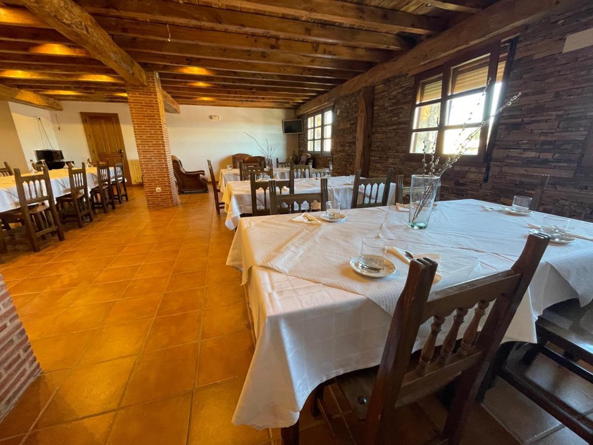 La Guarida De La Lleira Hotel Ferreras de Arriba Bagian luar foto