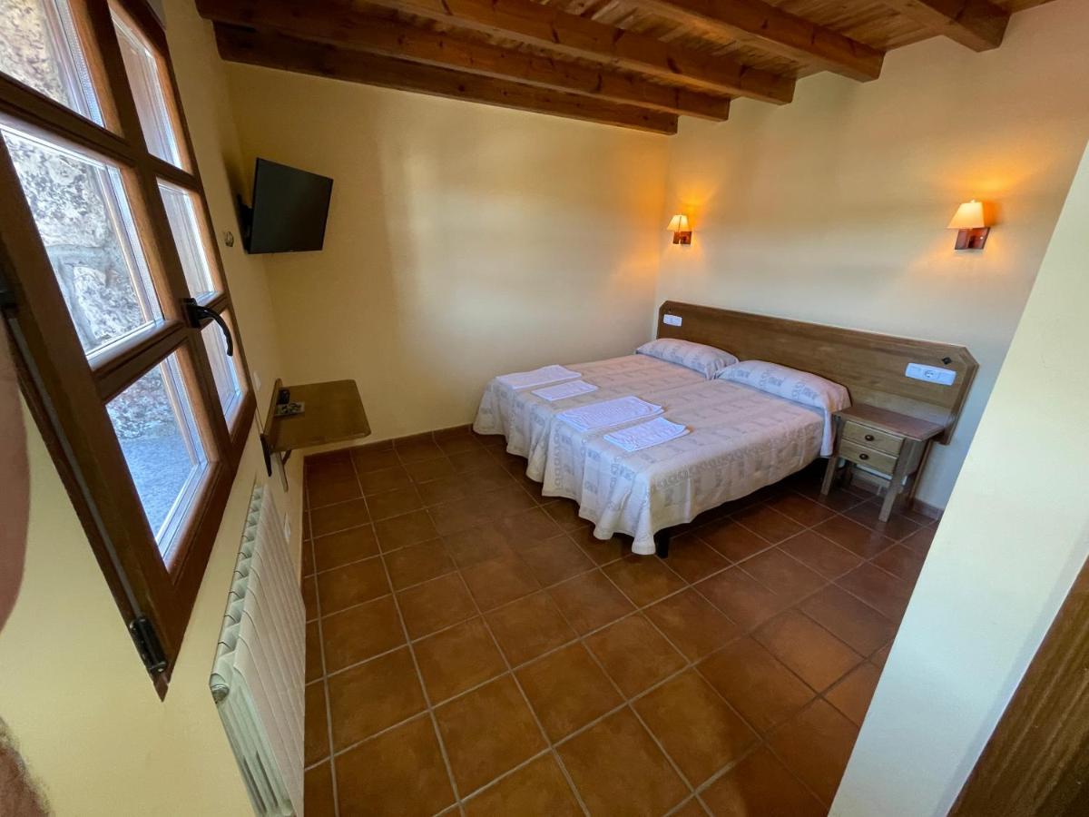La Guarida De La Lleira Hotel Ferreras de Arriba Bagian luar foto