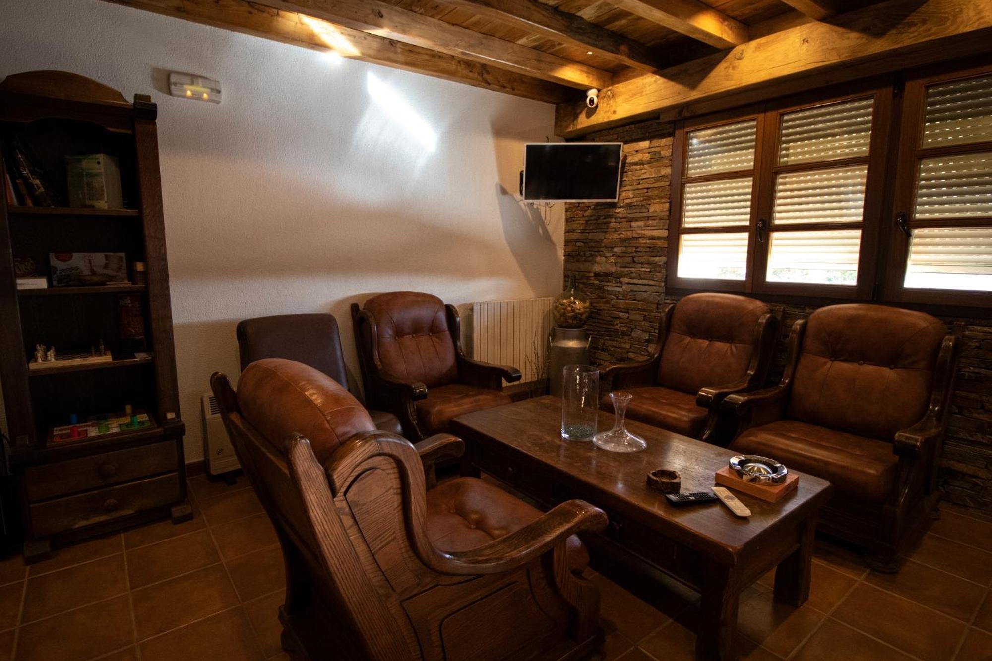 La Guarida De La Lleira Hotel Ferreras de Arriba Bagian luar foto