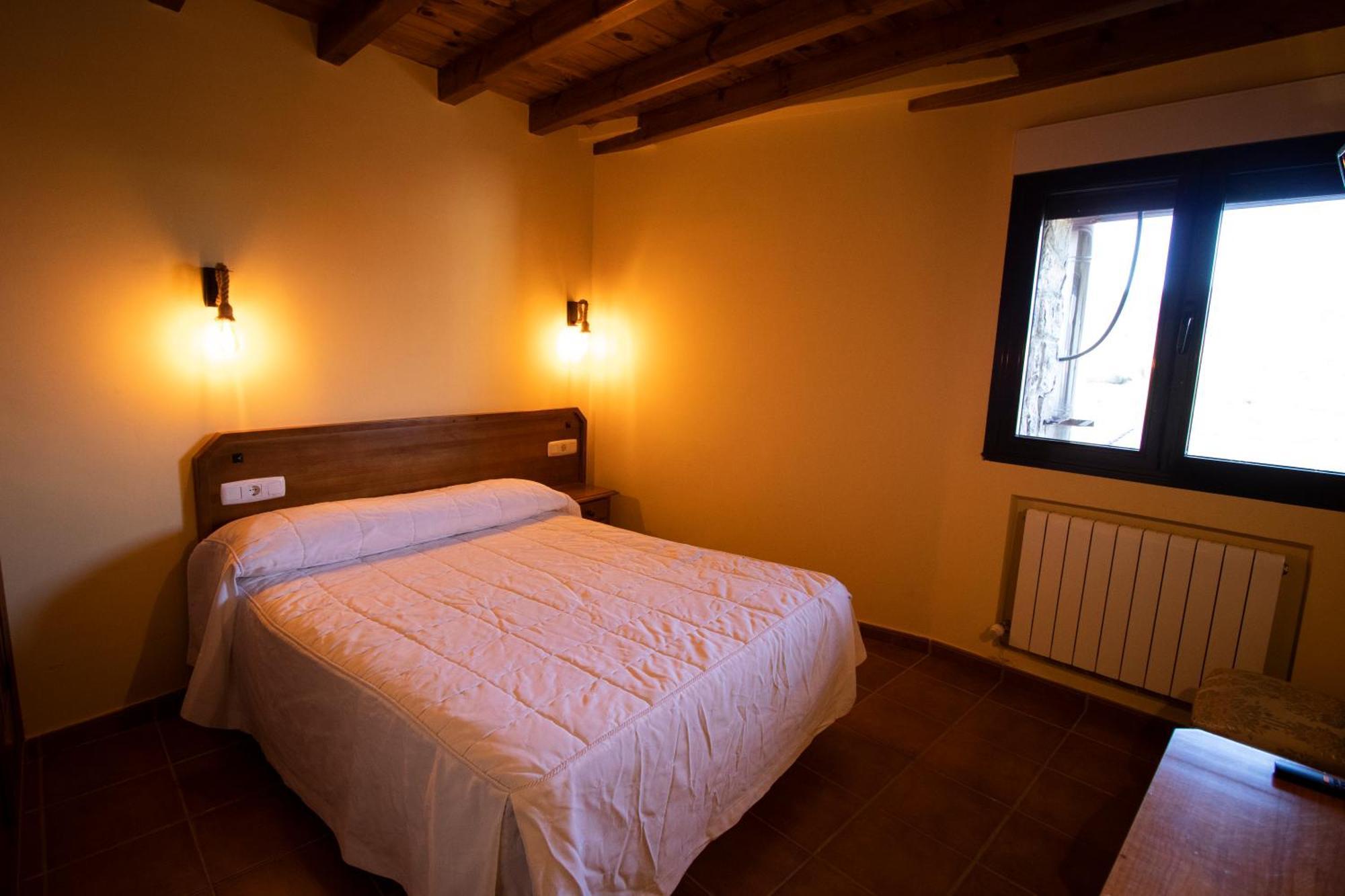 La Guarida De La Lleira Hotel Ferreras de Arriba Bagian luar foto